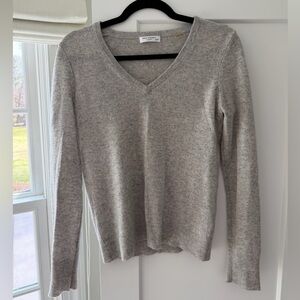 Equipment Women's V-Neck Cashmere Sweater - Light Heather Gray
